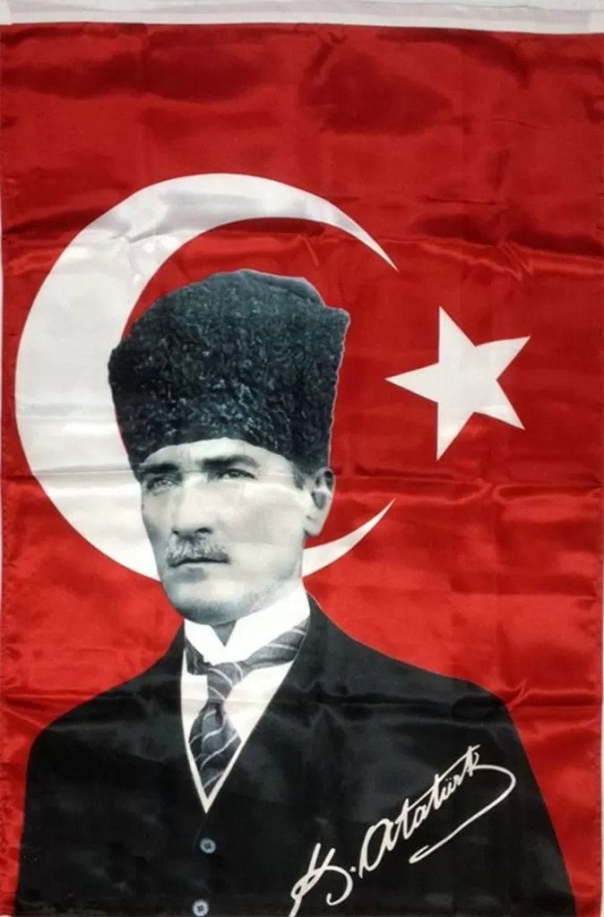 Atatürk İmzalı Kalpaklı Poster Bayrak Kalite (70x105cm)